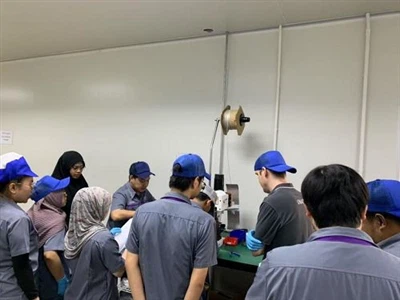 Thaise klanten gebruiken onze terminal machinetraining